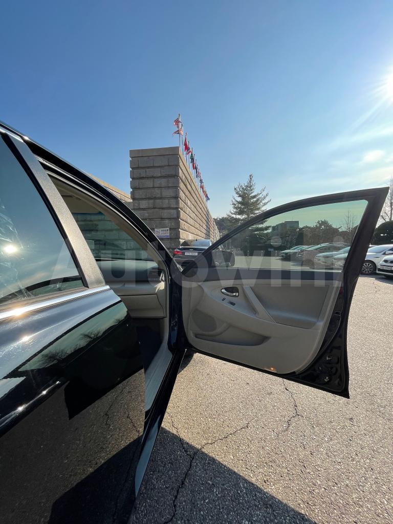 2011 TOYOTA CAMRY LE - 20