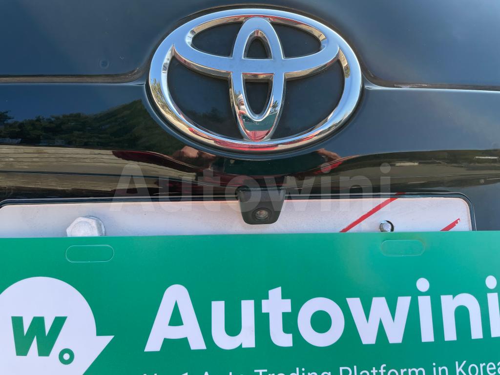 2011 TOYOTA CAMRY LE - 35