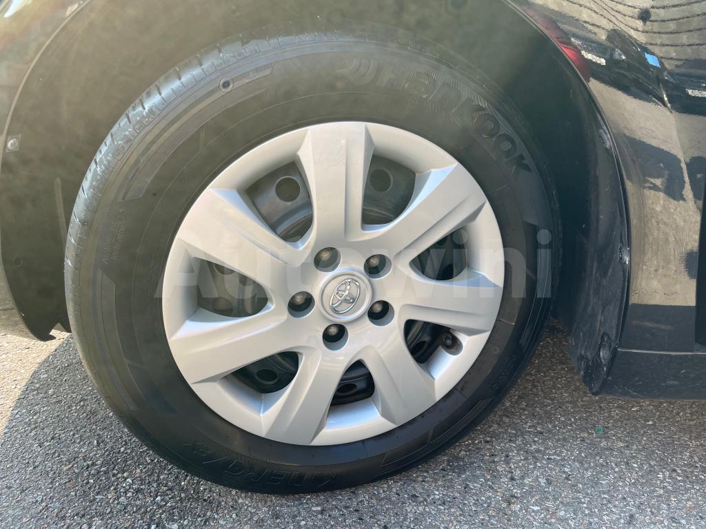 2011 TOYOTA CAMRY LE - 37
