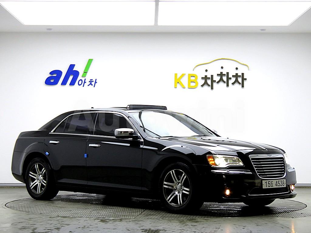 2C3CCACG2CH236107 2012 CHRYSLER  300C 3.6-1