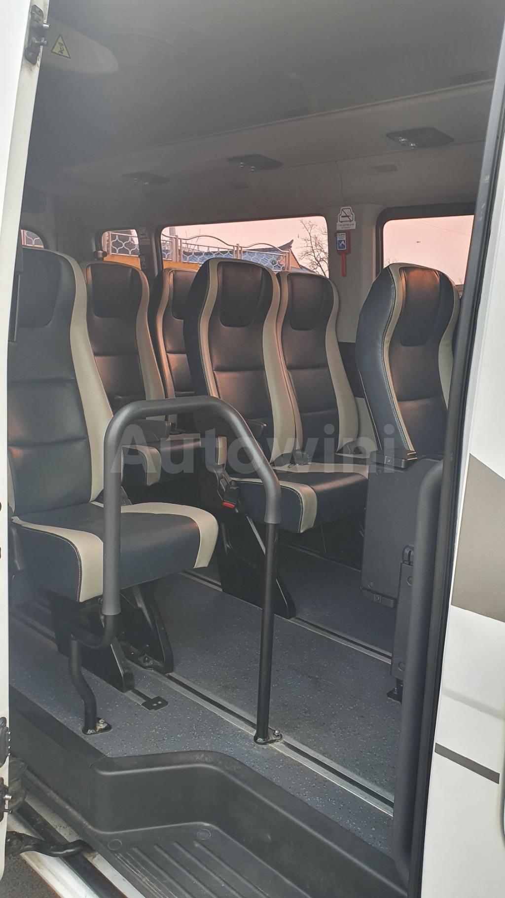 2018 HYUNDAI SOLATI LUXURY 15 SEATS - 27