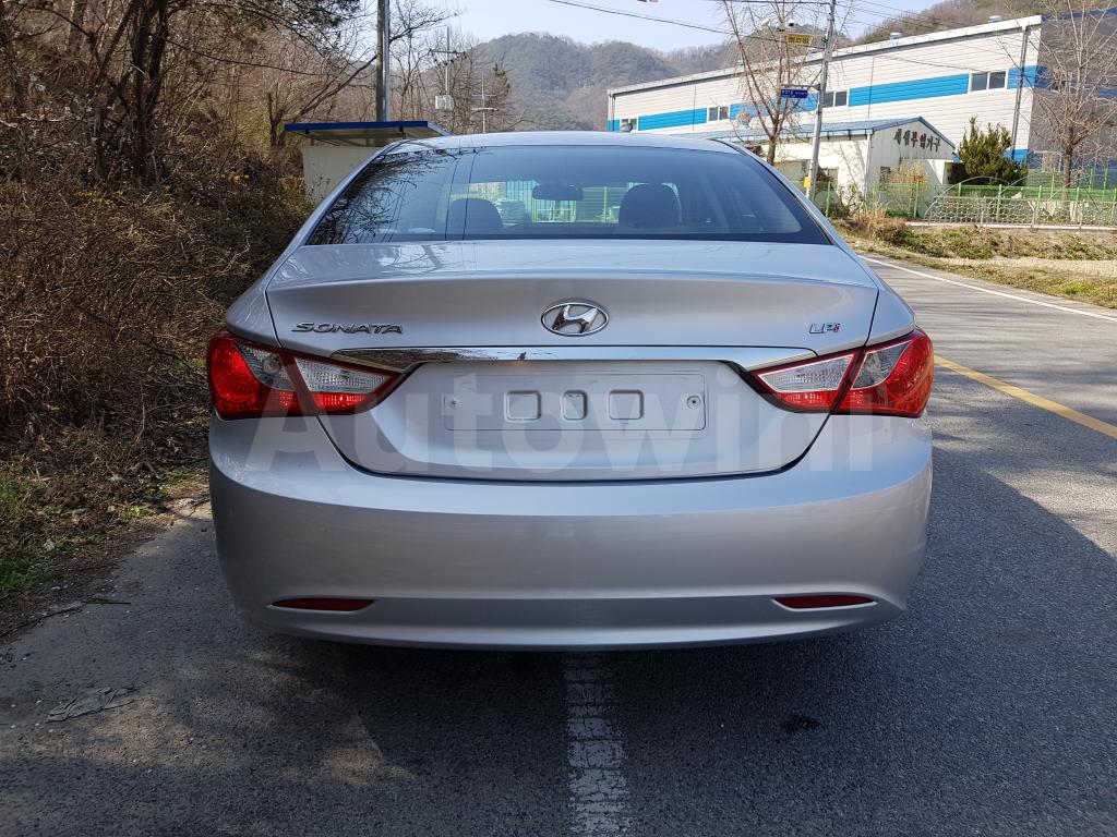 KMHEC41LBDA539208 2013 HYUNDAI YF SONATA [ABS+A/T+LPG]-5