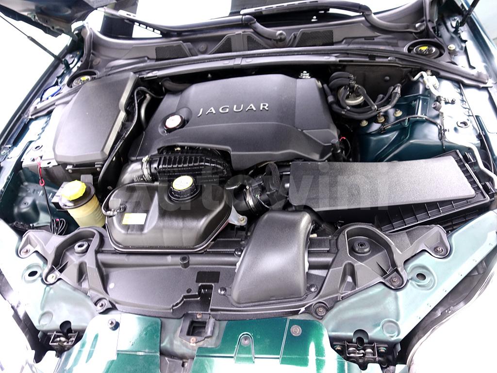 SAJAA0529AKR46214 2010 JAGUAR XF LUXURY-5