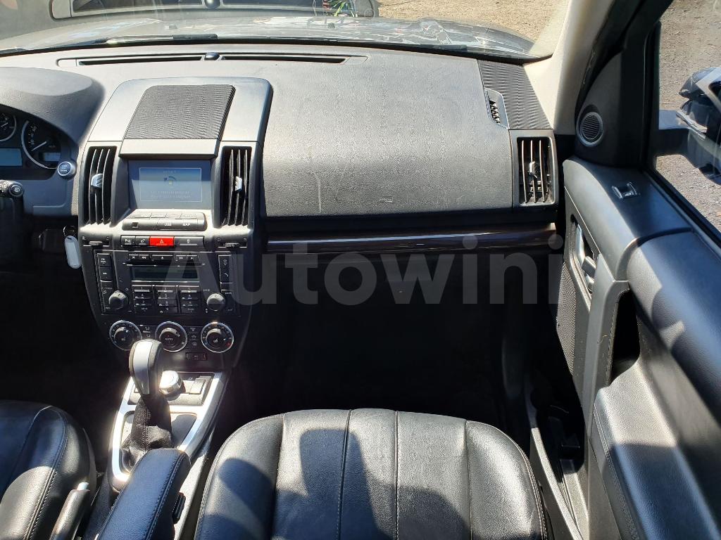 2011 LAND ROVER FREELANDER 2 4WD SUNROOF - 32