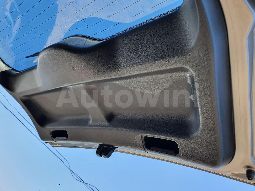 2011 LAND ROVER FREELANDER 2 4WD SUNROOF - 38