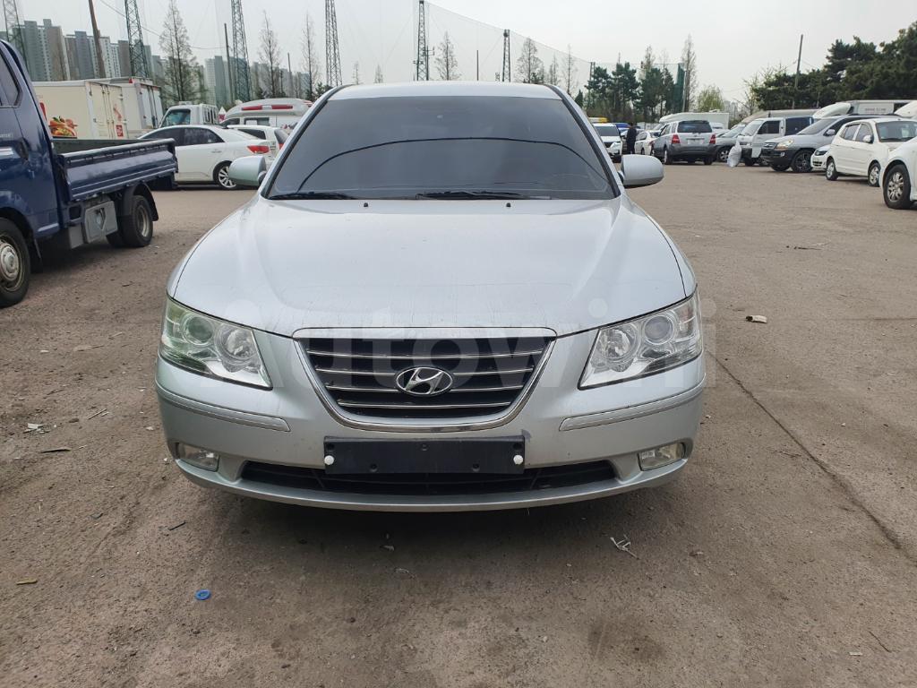KMHET41ABAA754306 2010 HYUNDAI NF SONATA TRANSFORM LUXURY-0