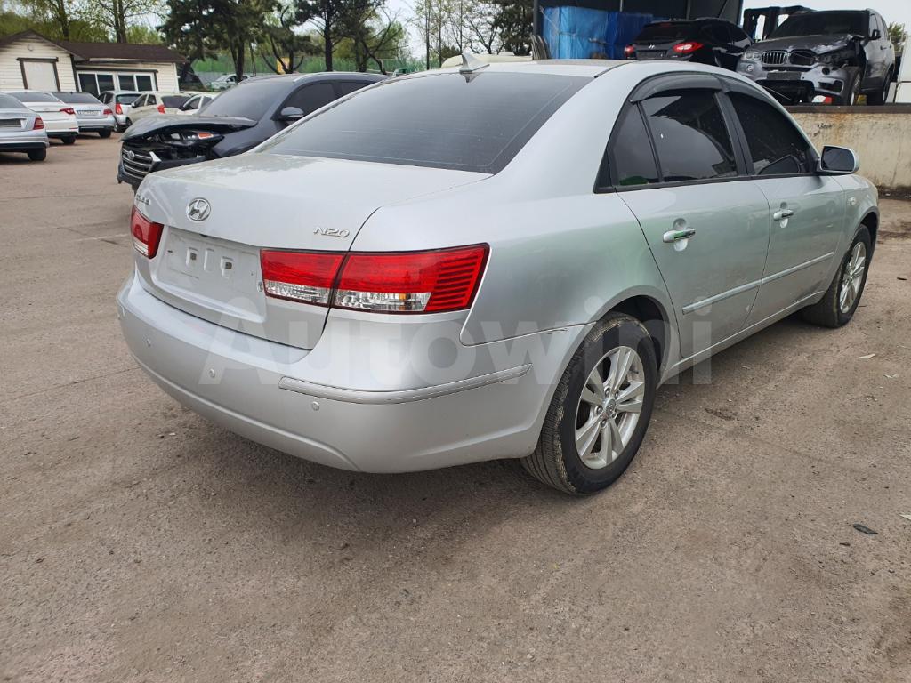 KMHET41ABAA754306 2010 HYUNDAI NF SONATA TRANSFORM LUXURY-4
