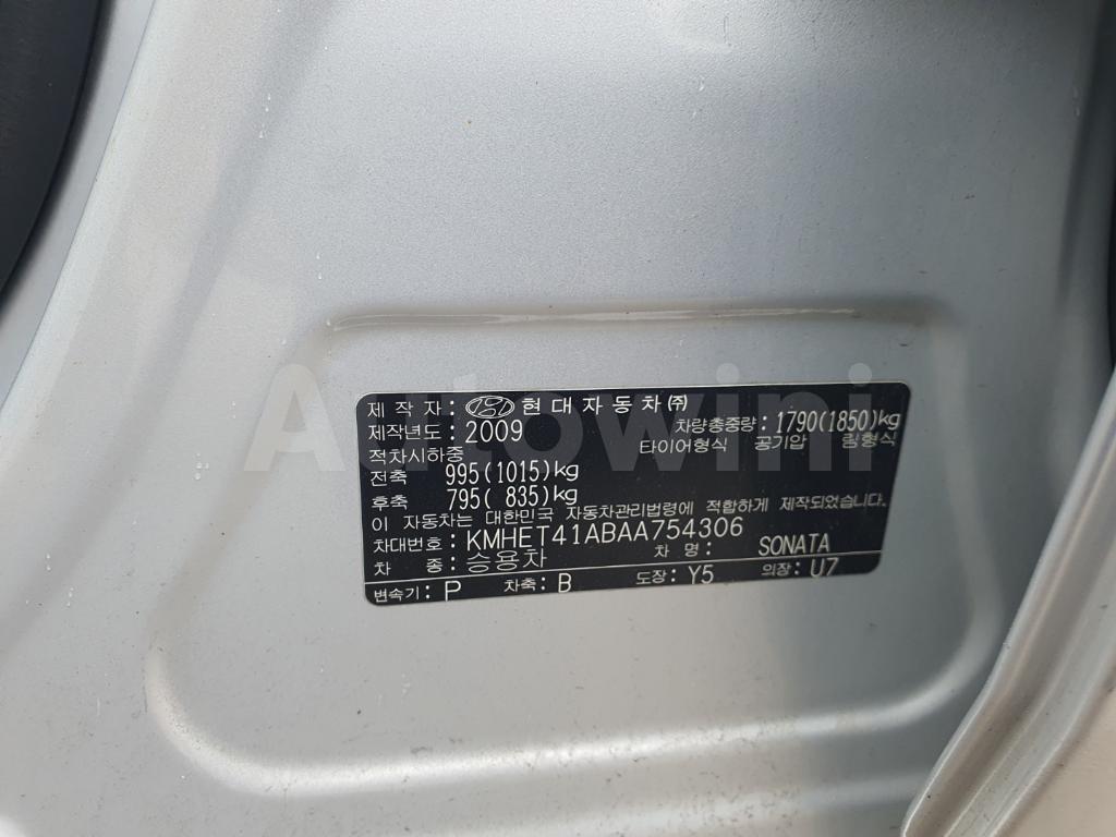 2010 HYUNDAI NF SONATA TRANSFORM LUXURY - 25