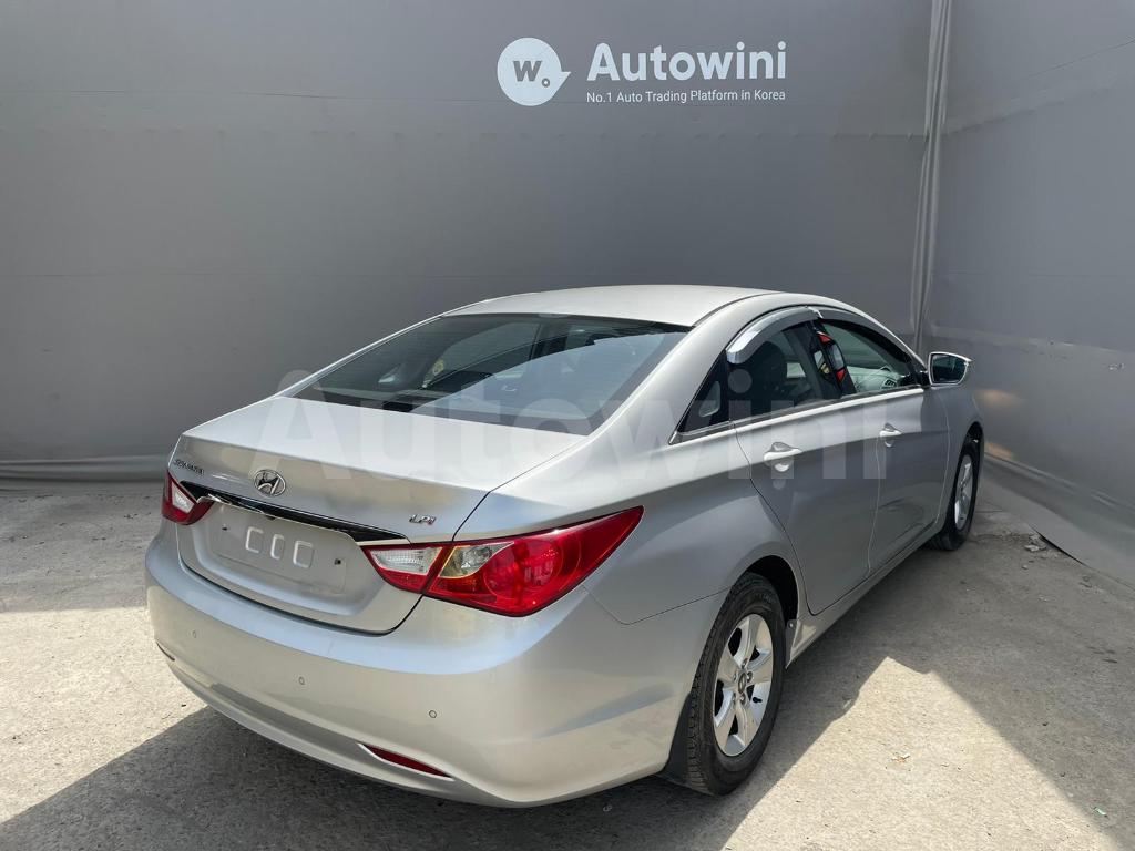 2013 HYUNDAI YF SONATA LPG, ABS, R15, A/T - 8
