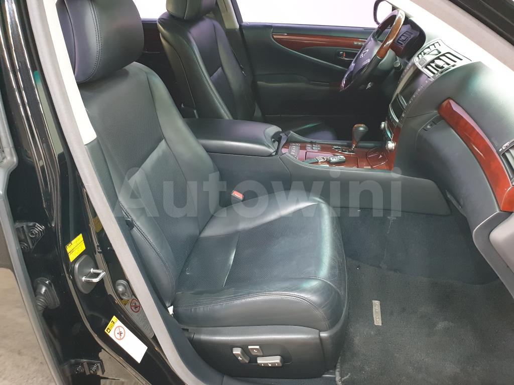2012 LEXUS LS460 4WD / FULL OPTION / SUNROOF - 33