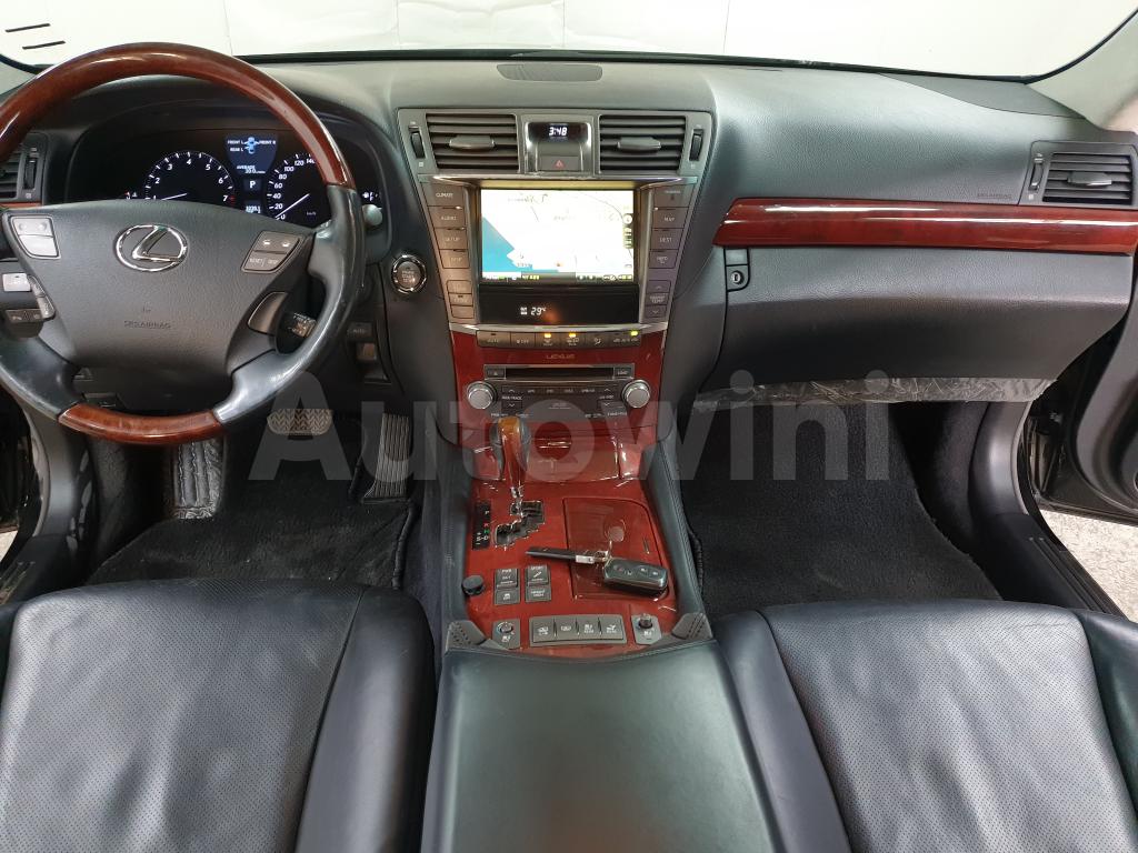 2012 LEXUS LS460 4WD / FULL OPTION / SUNROOF - 35