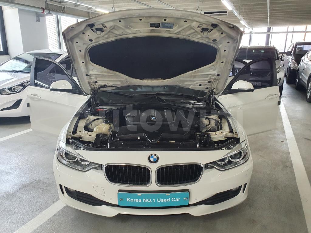 2013 BMW 3 SERIES F30  320D EFFICIENT DYNAMICS*H.U.D* - 22