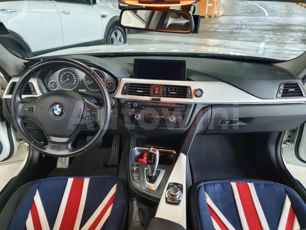 2013 BMW 3 SERIES F30  320D EFFICIENT DYNAMICS*H.U.D* - 32