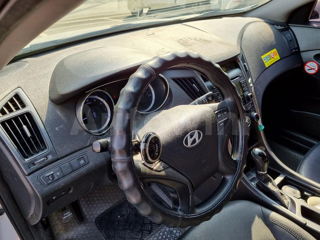 2013 HYUNDAI YF SONATA TAXI - 25