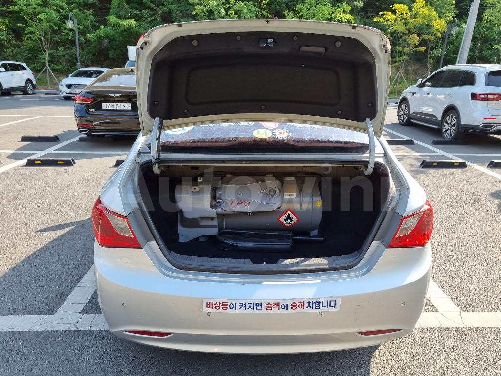 2013 HYUNDAI YF SONATA TAXI - 30