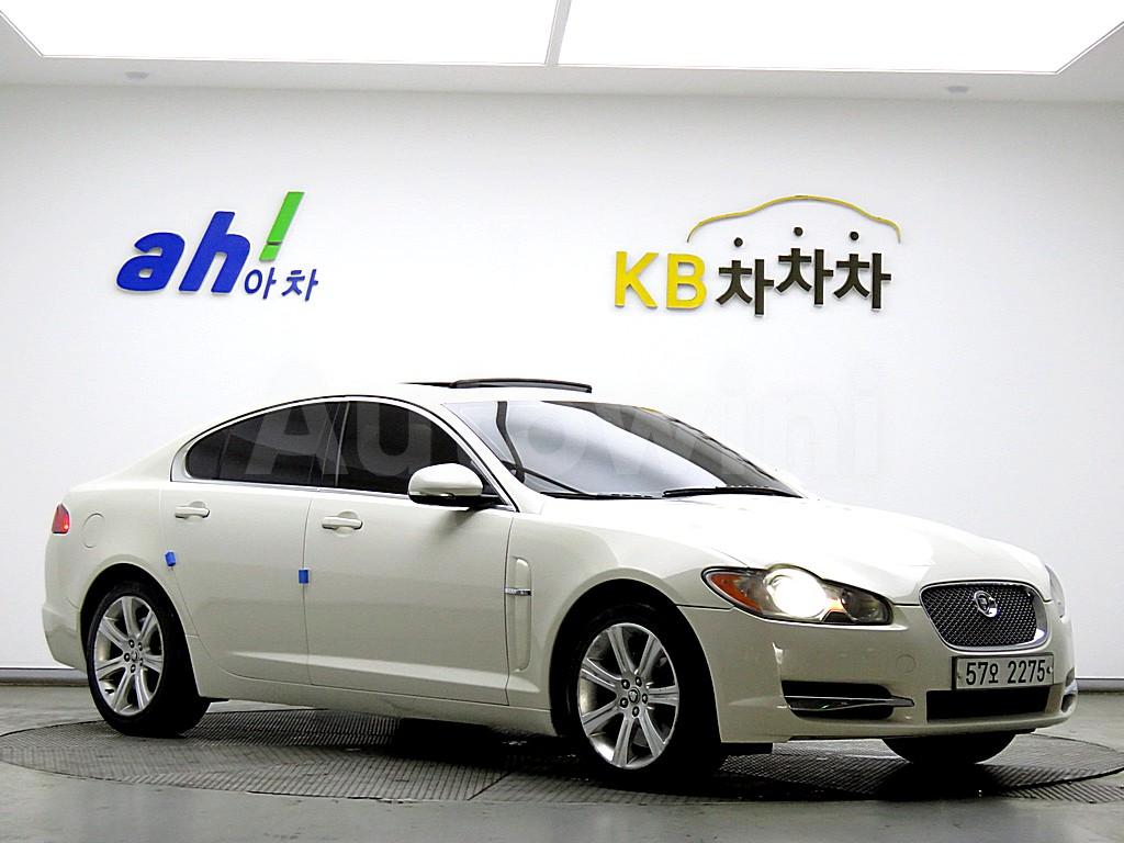 SAJAA0542ANR74100 2010 JAGUAR XF 3.0D LUXURY X250-1