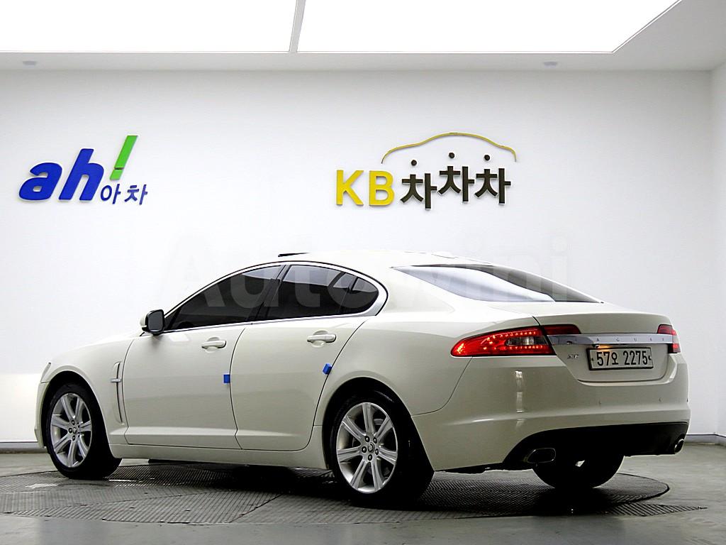 SAJAA0542ANR74100 2010 JAGUAR XF 3.0D LUXURY X250-3