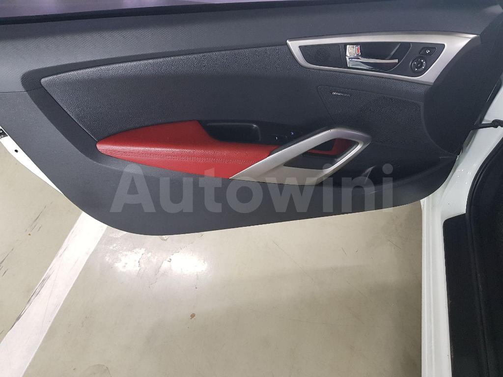 2012 HYUNDAI VELOSTER DCT PECK 50,000KG SUNROOF WHIT - 9