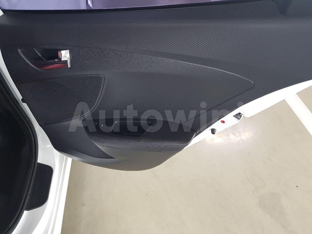 2012 HYUNDAI VELOSTER DCT PECK 50,000KG SUNROOF WHIT - 21