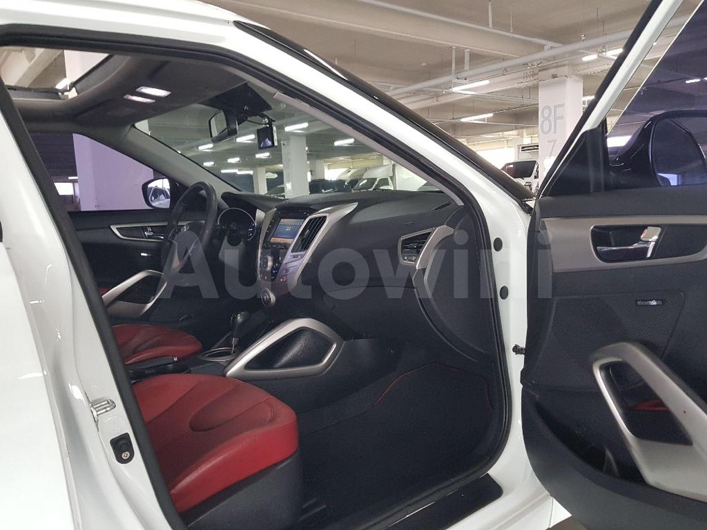 2012 HYUNDAI VELOSTER DCT PECK 50,000KG SUNROOF WHIT - 24