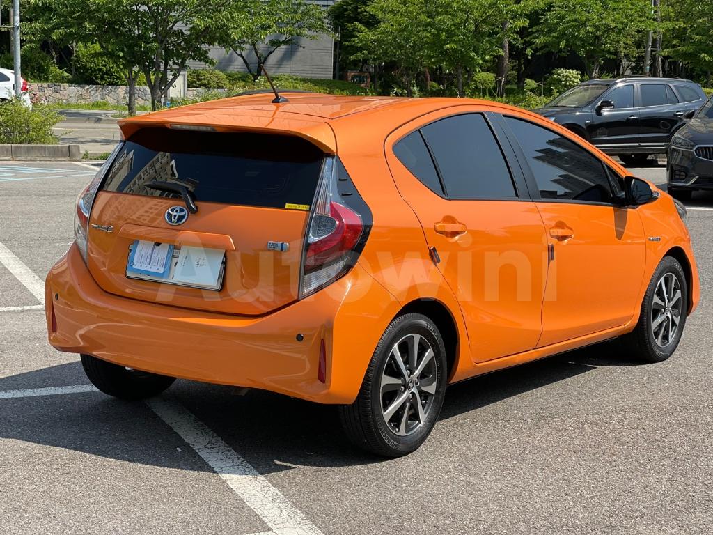 JTDKDTB30J1614337 2018 TOYOTA PIRUS C 1.5 HEV / CVT-4