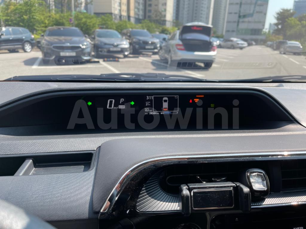 2018 TOYOTA PIRUS C 1.5 HEV / CVT - 33