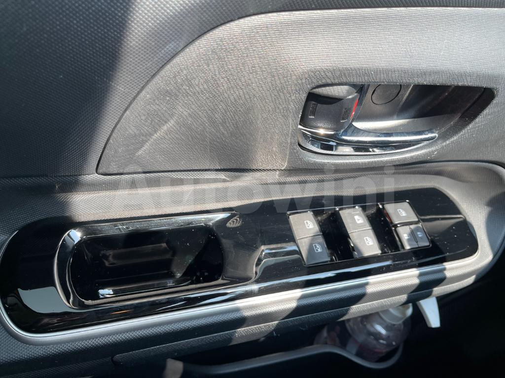 2018 TOYOTA PIRUS C 1.5 HEV / CVT - 34
