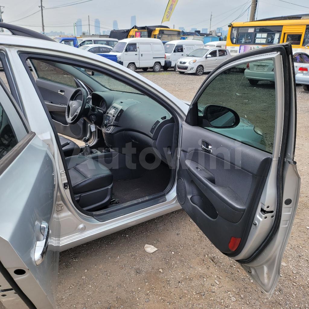 2010 HYUNDAI I30 CW ELANTRA GT ROOFRACKS SEAT BACK HEAT - 22