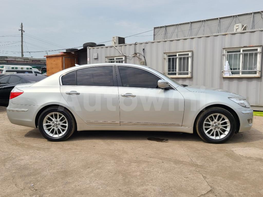 KMHGB41ABBU126608 2011 HYUNDAI GENESIS LUXURY SM.KEY/NAVI/ABS/VDC/AT-4