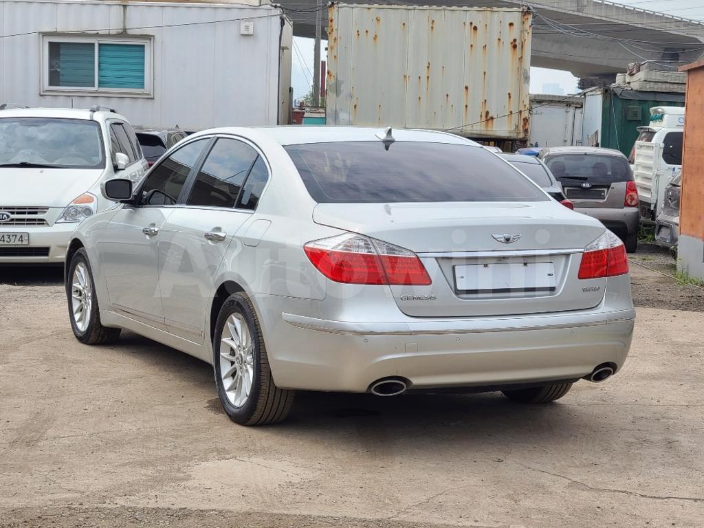 KMHGB41ABBU126608 2011 HYUNDAI GENESIS LUXURY SM.KEY/NAVI/ABS/VDC/AT-5