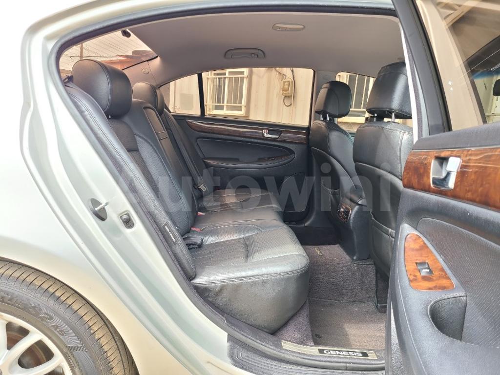 2011 HYUNDAI GENESIS LUXURY SM.KEY/NAVI/ABS/VDC/AT - 13