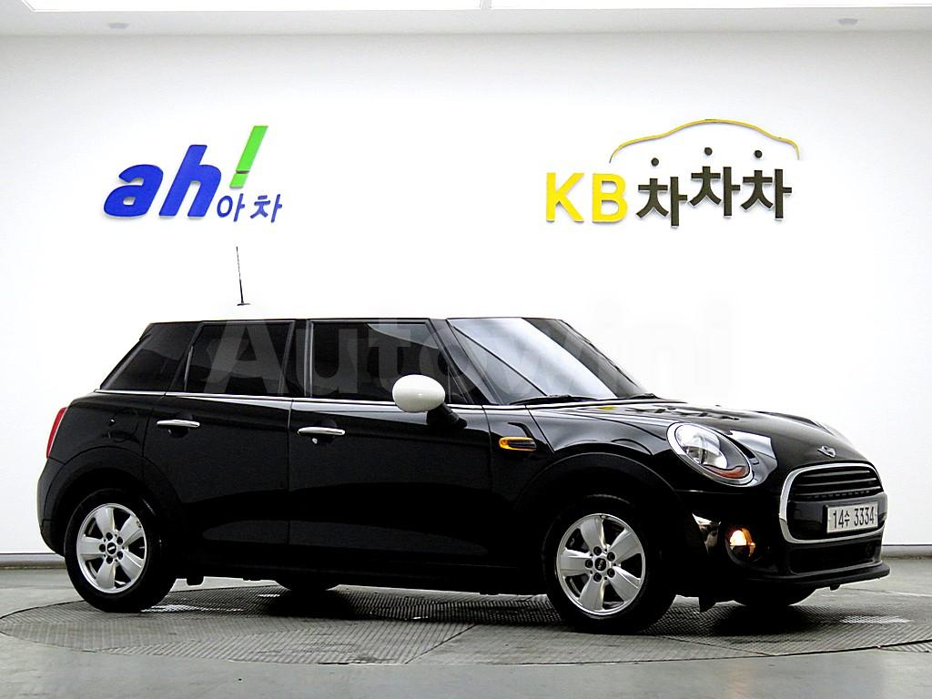 2017 MINI COOPER FIVE-DOOR - 2