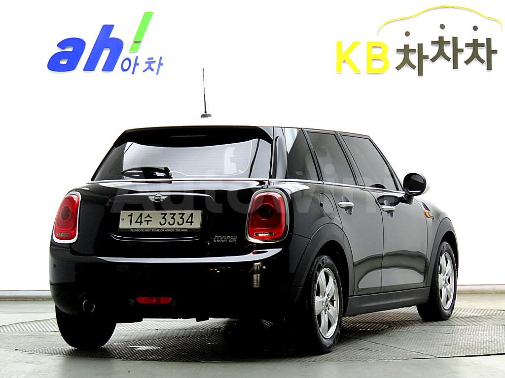 2017 MINI COOPER FIVE-DOOR - 3