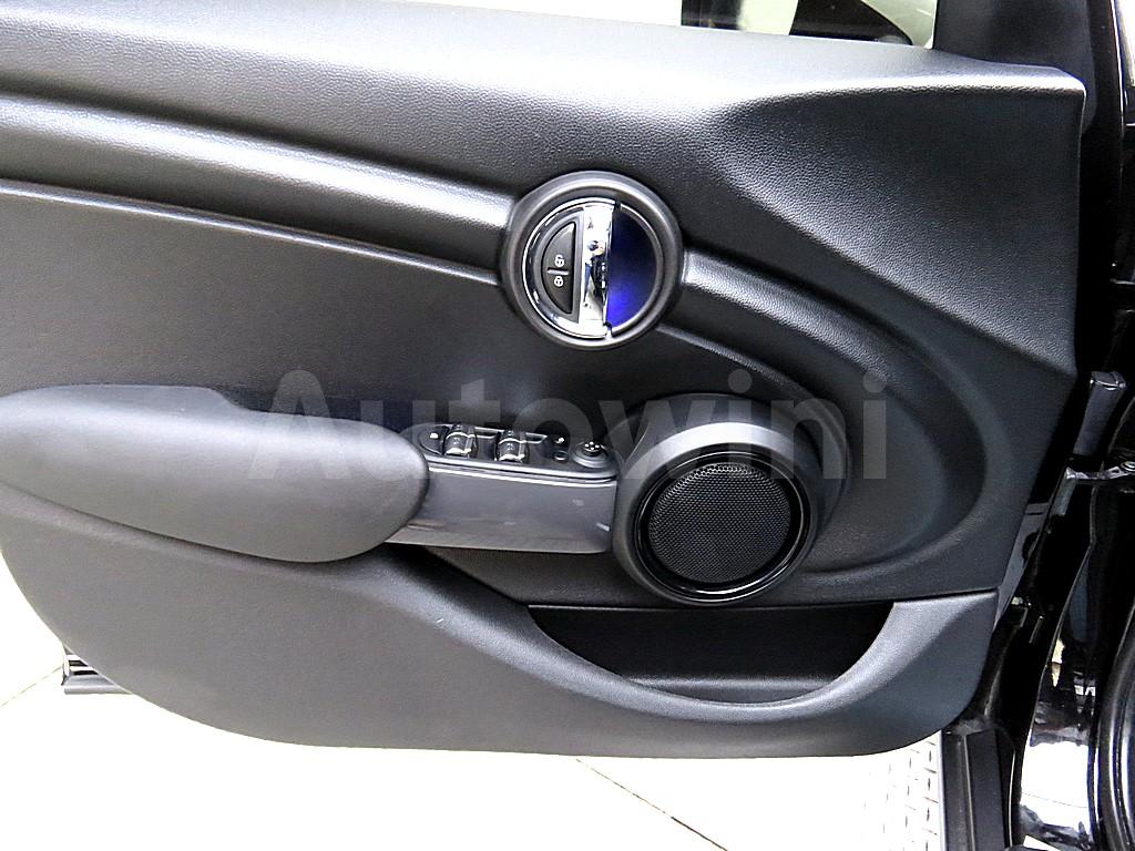 2017 MINI COOPER FIVE-DOOR - 8