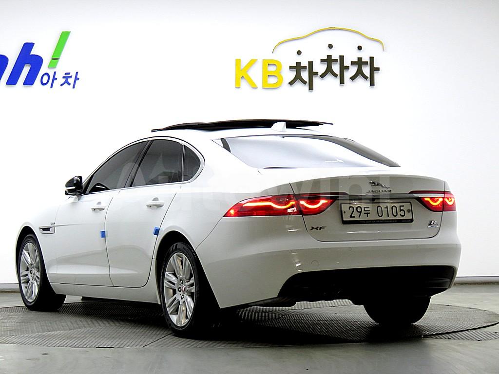 SAJBA4BN6HCY39846 2017 JAGUAR XF 2.0D PORTFOLIO AWD X260-3