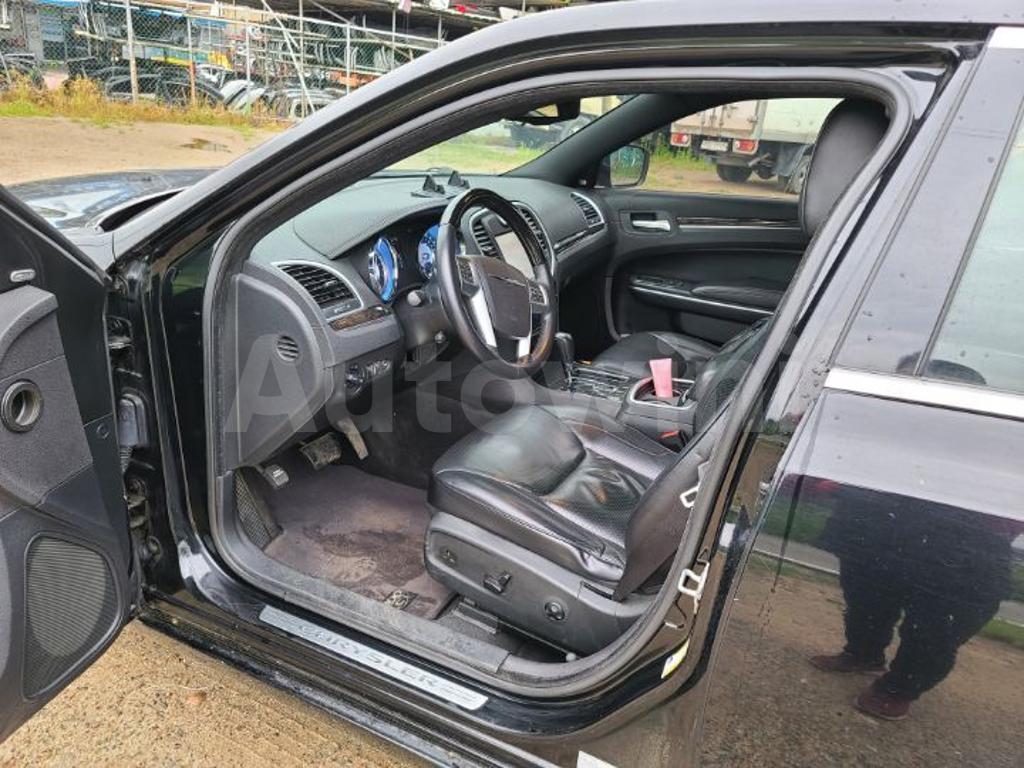 2012 CHRYSLER  300C DISEL, A/T - 11