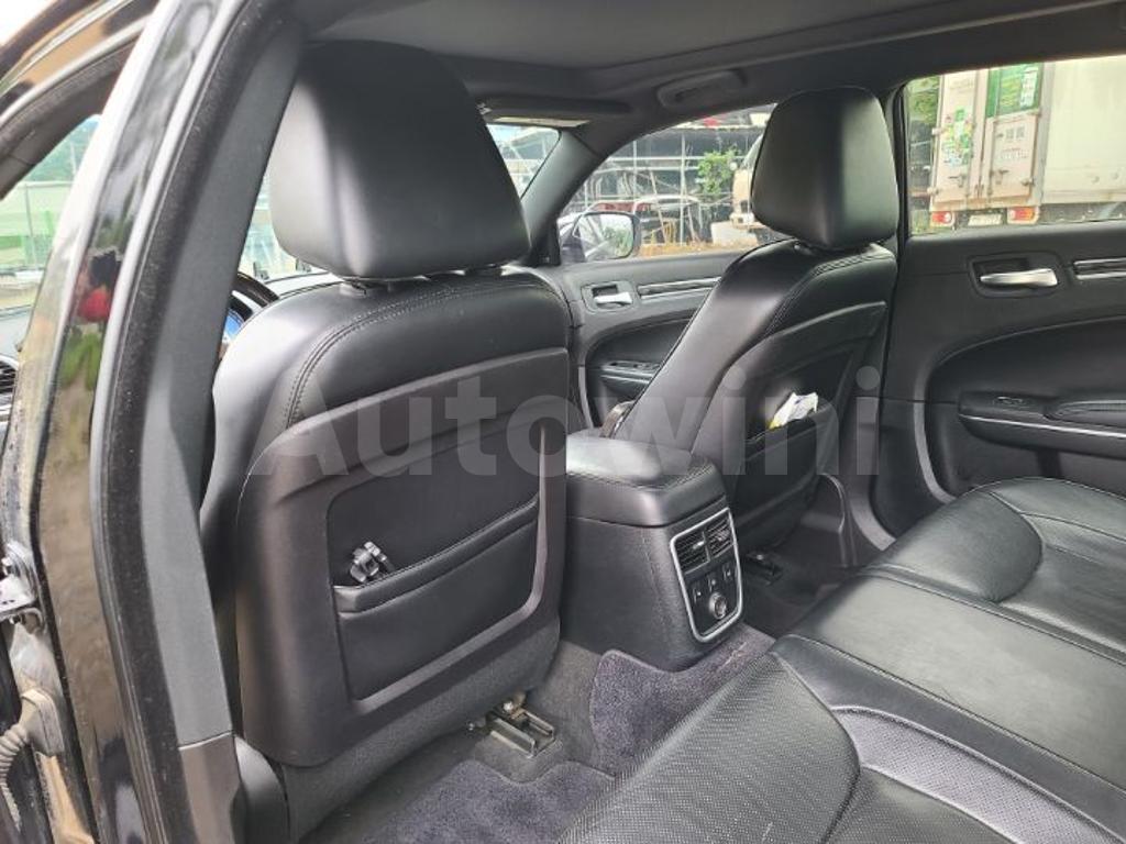 2012 CHRYSLER  300C DISEL, A/T - 25