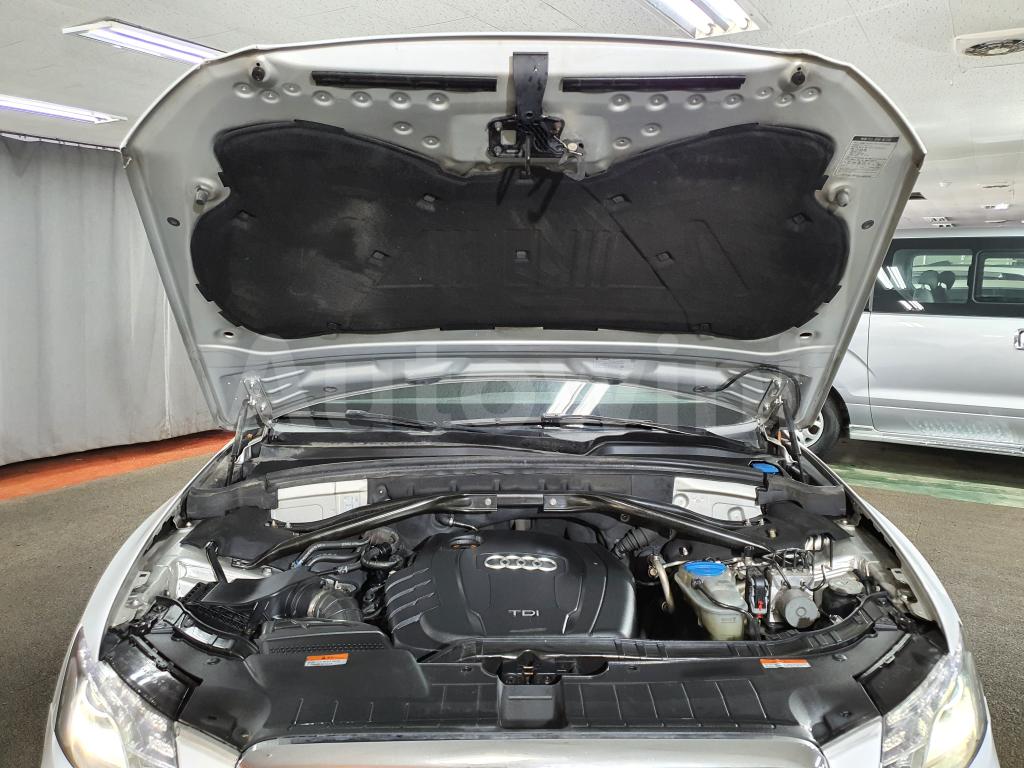 2011 AUDI Q5 SMARTKEY+NAVI+R.CAM+P.SUNROOF - 50