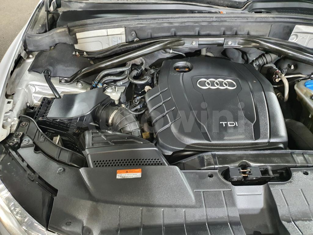 2011 AUDI Q5 SMARTKEY+NAVI+R.CAM+P.SUNROOF - 51