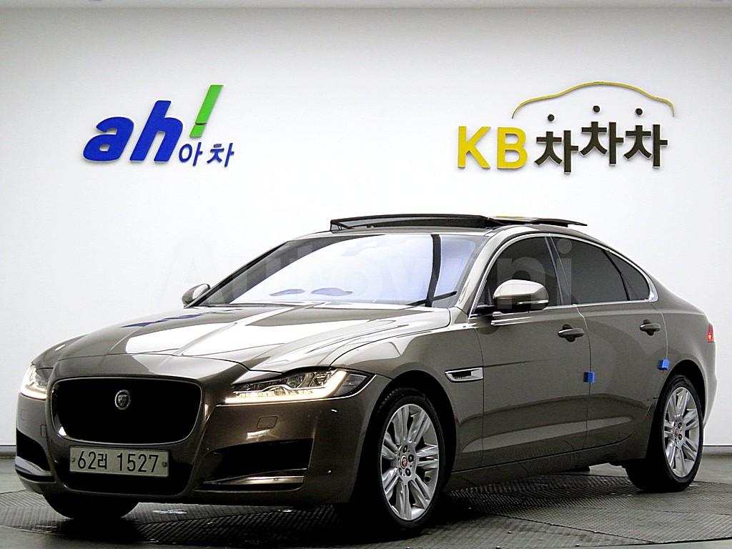 SAJBA4BN3HCY39903 2017 JAGUAR XF (X260) 20D PORTFOLIO AWD-0