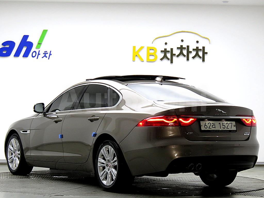 SAJBA4BN3HCY39903 2017 JAGUAR XF (X260) 20D PORTFOLIO AWD-2