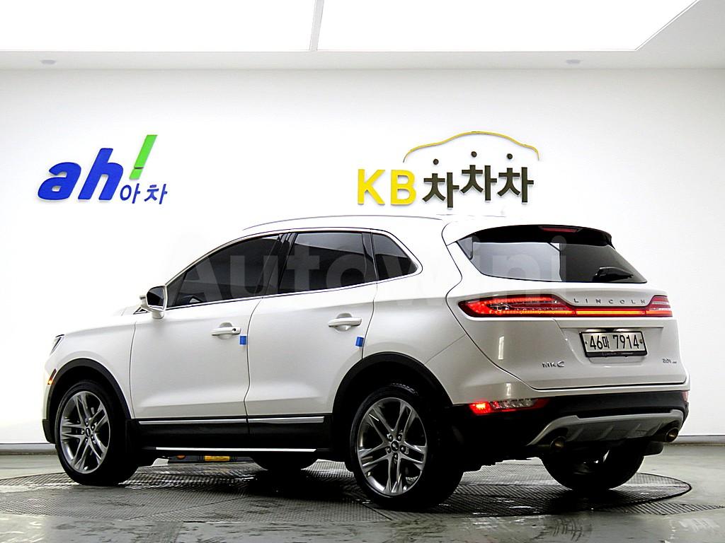 5LMCJ3D92HUL67676 2017 LINCOLN MKC 2.0 AWD SELECT-3