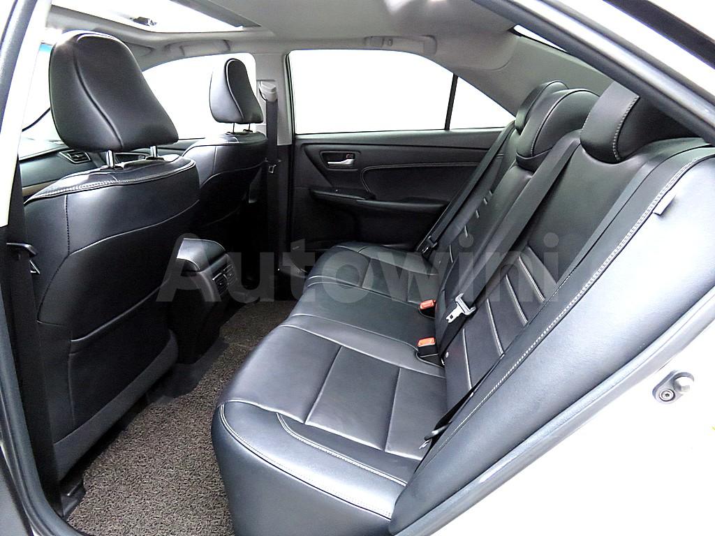 2017 TOYOTA  CAMRY 2.5 XLE - 10