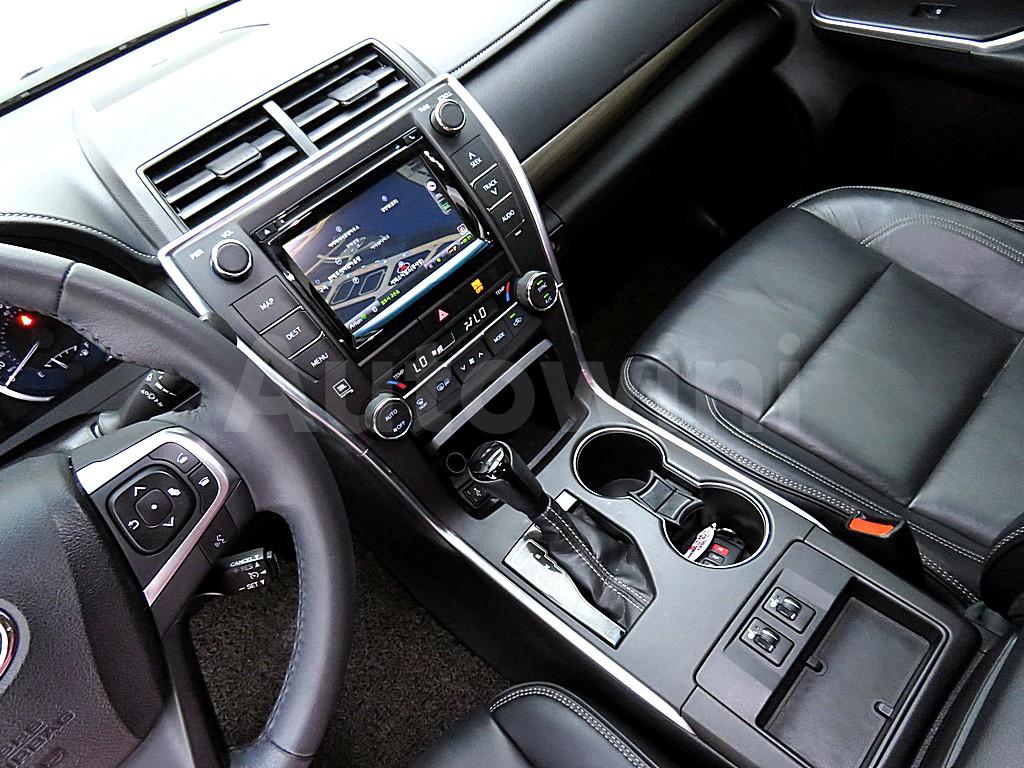 2017 TOYOTA  CAMRY 2.5 XLE - 11