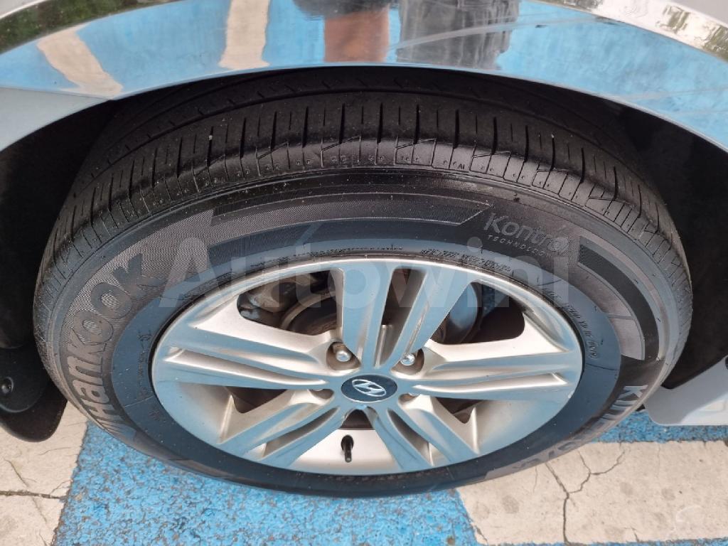 2013 HYUNDAI YF SONATA LPG AT - 10