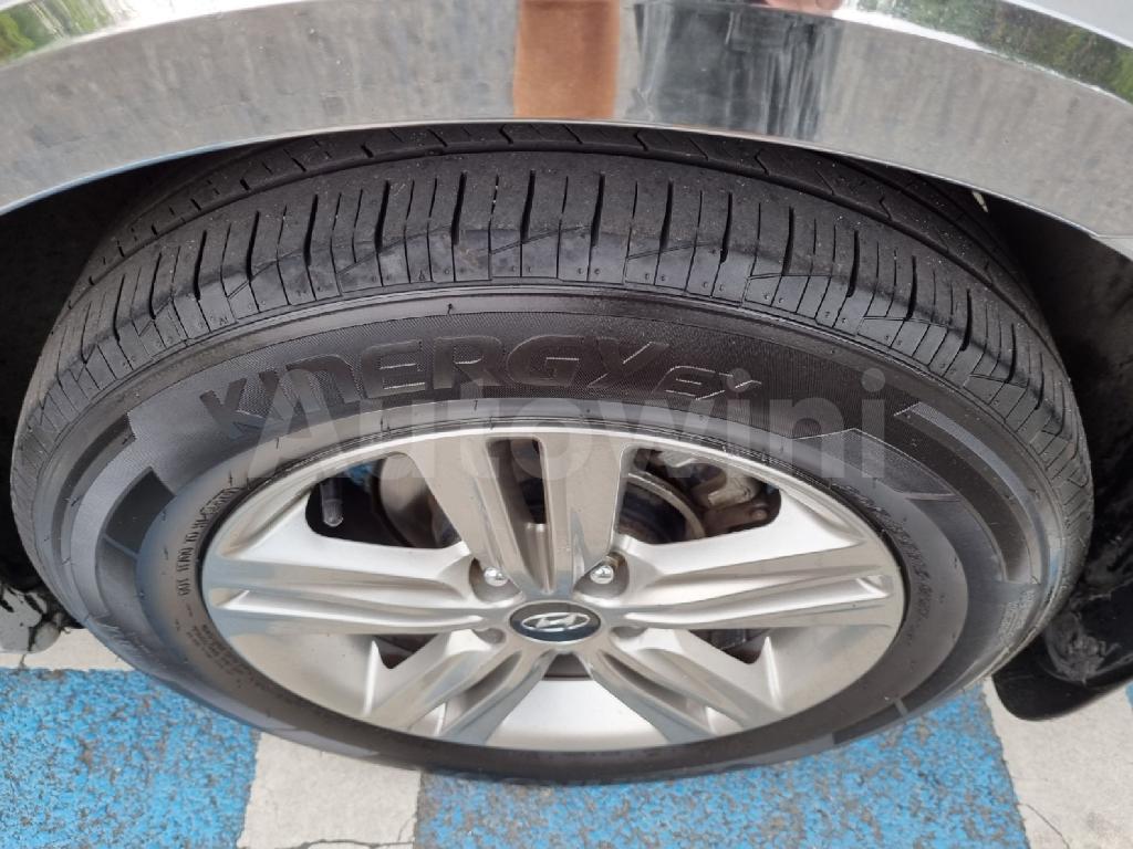 2013 HYUNDAI YF SONATA LPG AT - 11