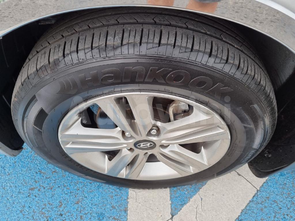 2013 HYUNDAI YF SONATA LPG AT - 12
