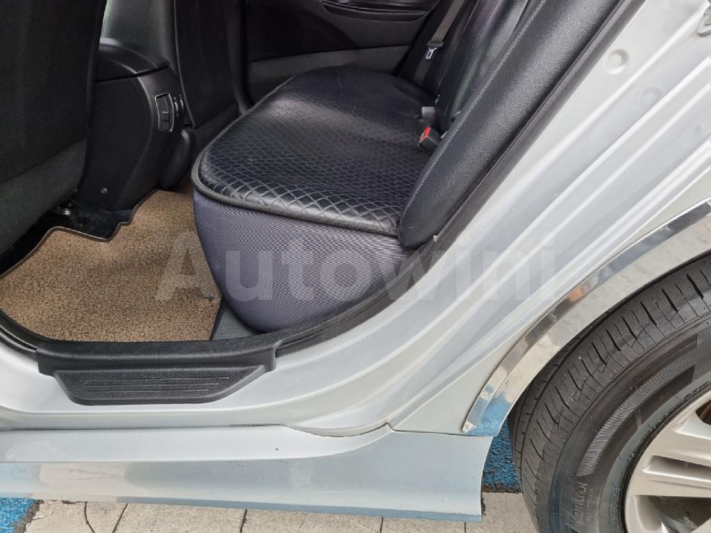 2013 HYUNDAI YF SONATA LPG AT - 28