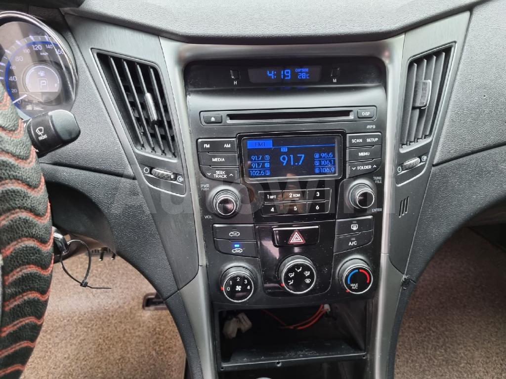 2013 HYUNDAI YF SONATA LPG AT - 47