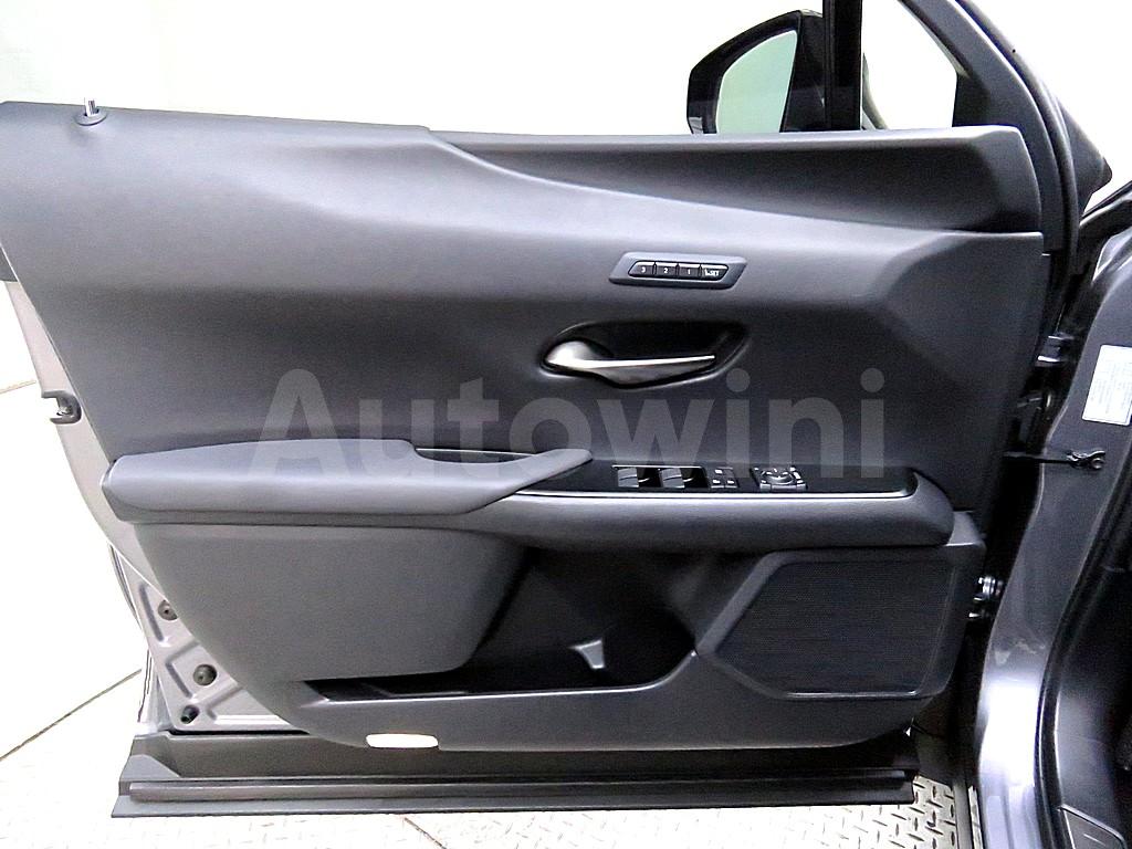 2019 LEXUS UX250H AWD 2.0 - 8